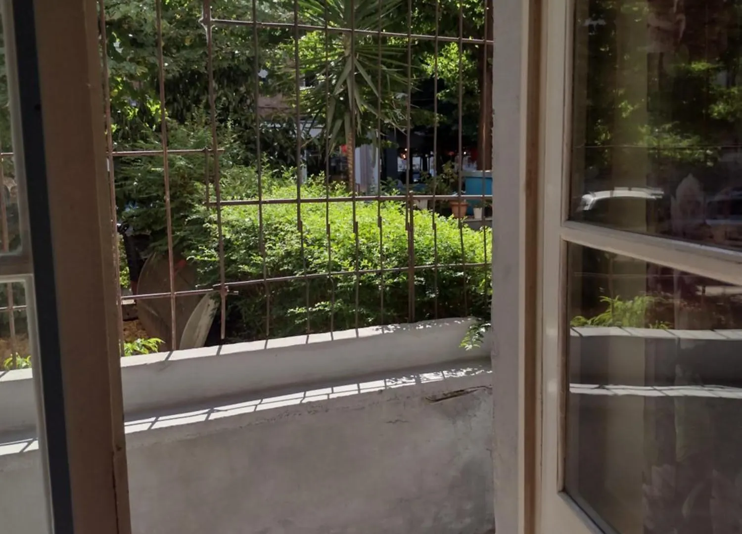 Era Echoes - Preserved Historical Apartment Tirana