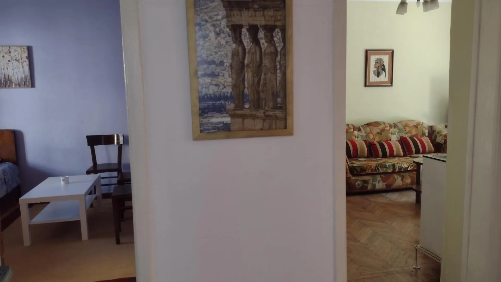 Era Echoes - Preserved Historical Apartment Tirana Albania