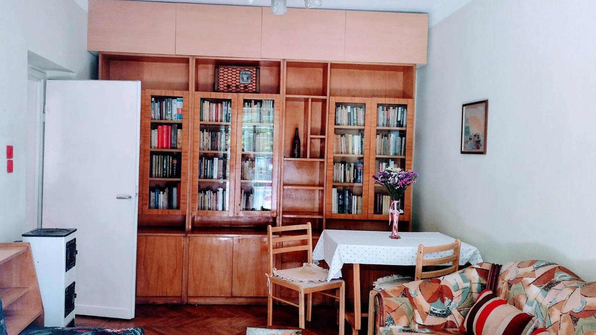 Era Echoes - Preserved Historical Apartment Tirana